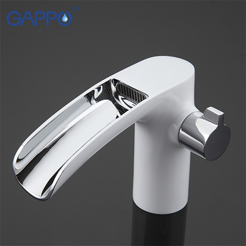 Смеситель на борт ванны на 3 отверстия Gappo Noar G1148-8